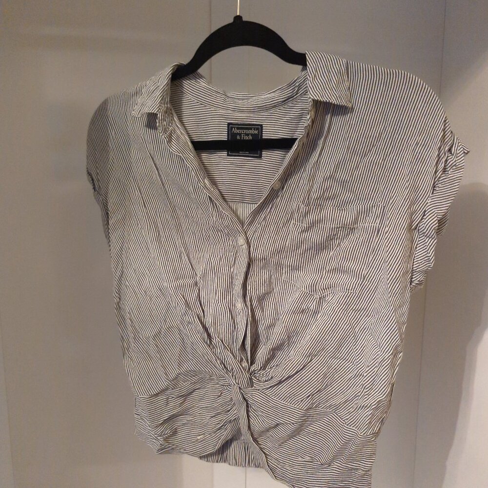 Abercrombie & Fitch Small Short Sleeve Crop Top Stripes